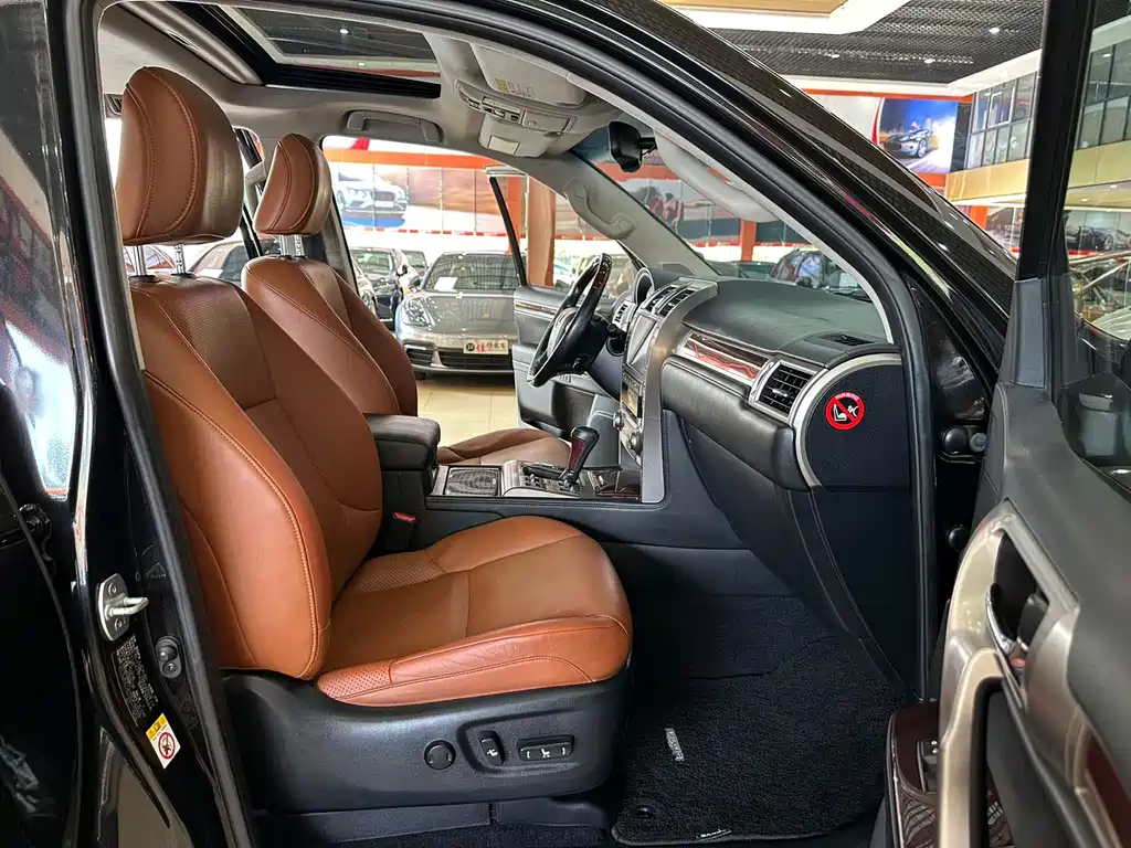 Lexus GX — миниатюра 10