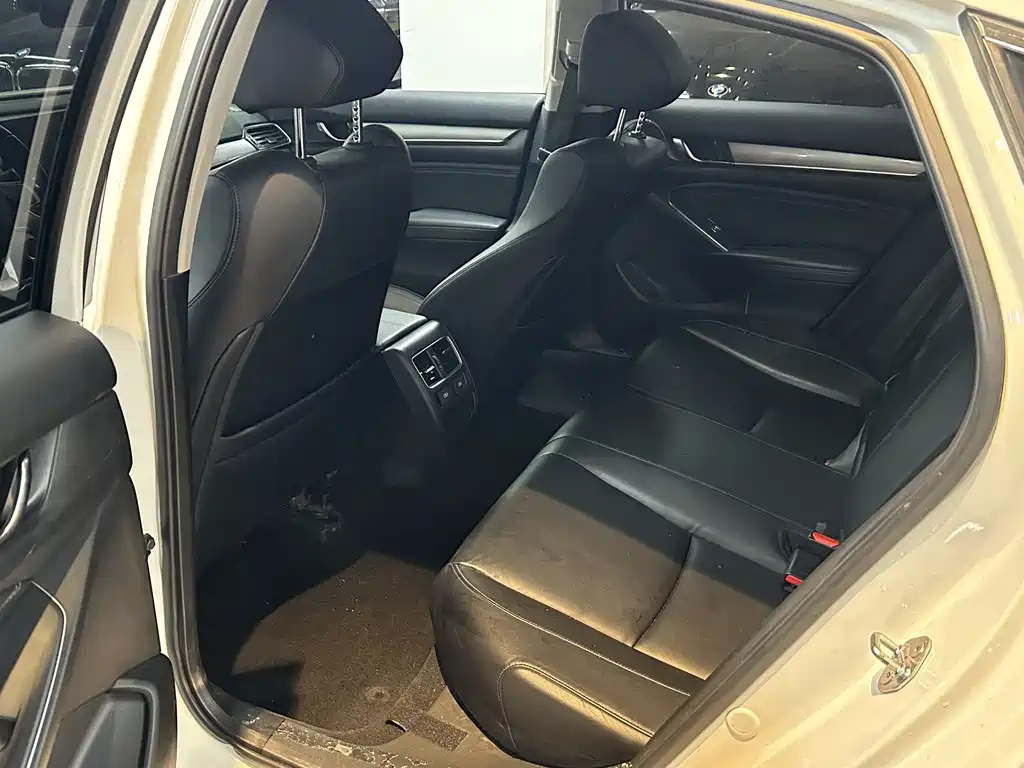Honda Accord — миниатюра 5