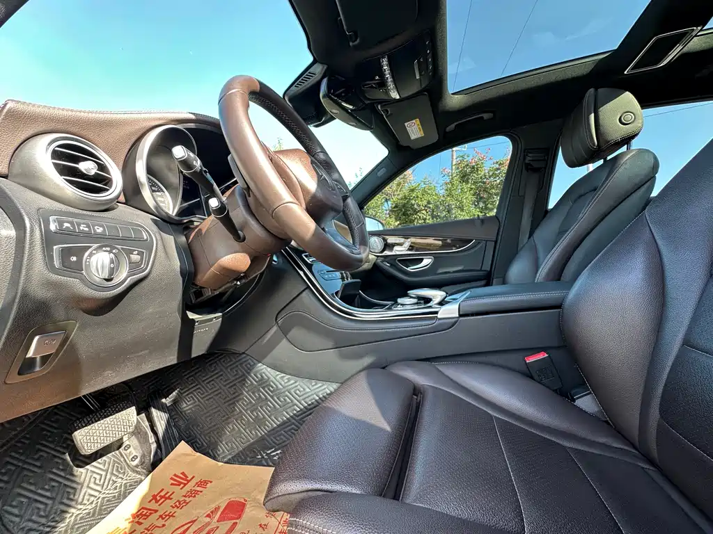 Mercedes-Benz GLC — миниатюра 8
