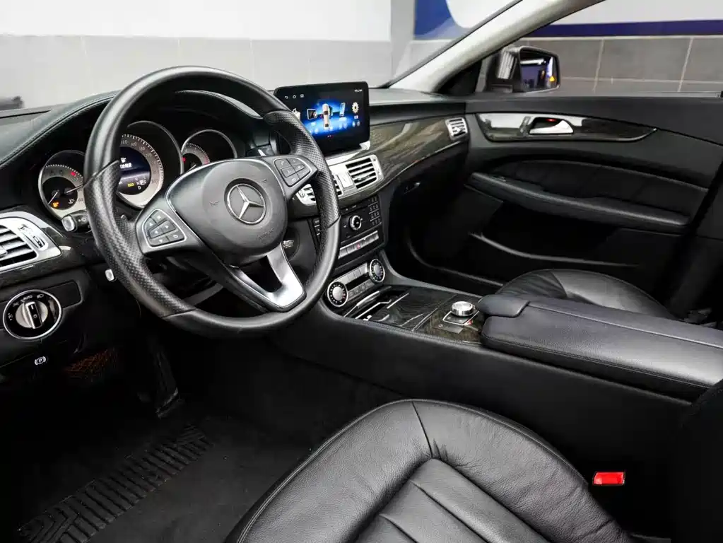 Mercedes-Benz CLS — миниатюра 5