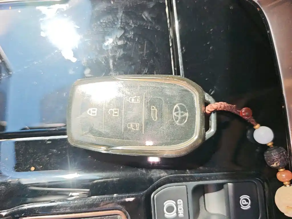 Toyota Vellfire — миниатюра 9