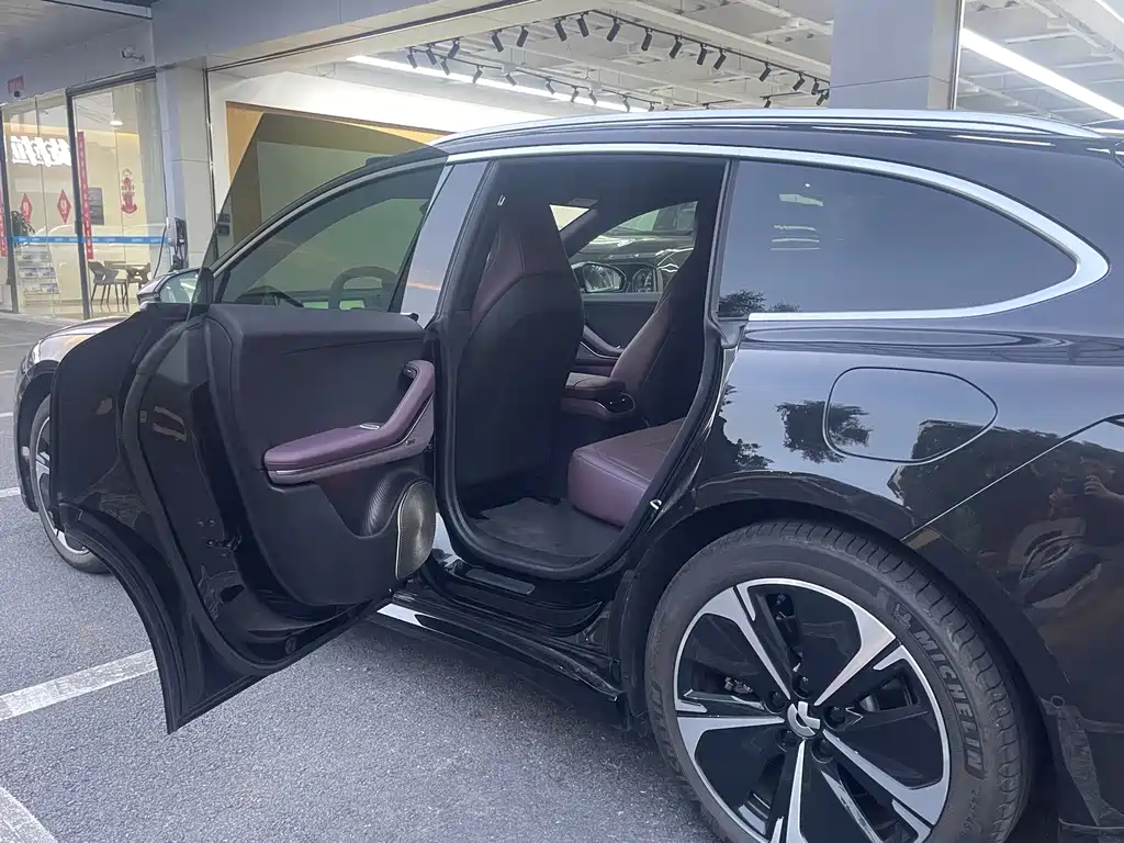 NIO ET5T — миниатюра 18