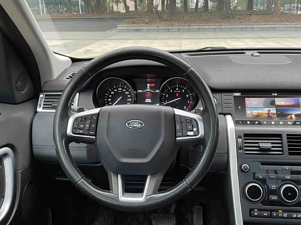 Land Rover Discovery Sport — миниатюра 16