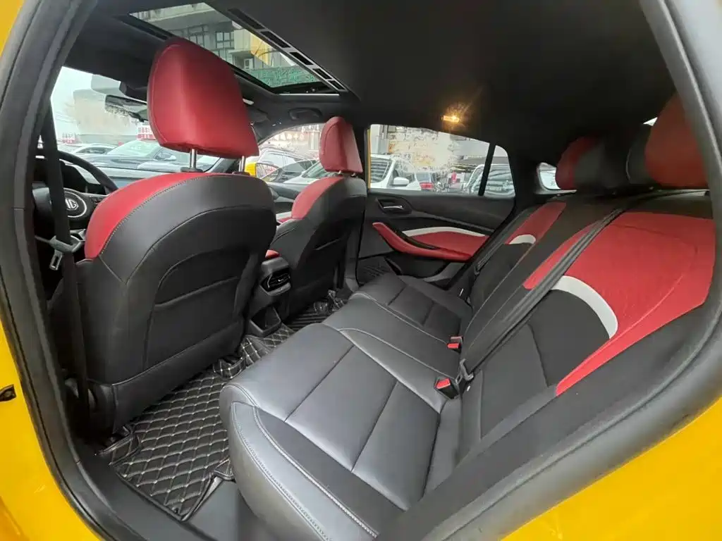 MG MG5 — миниатюра 4
