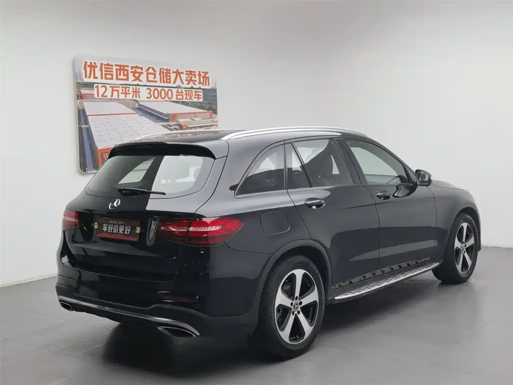 Mercedes-Benz GLC 2018 GLC 260 4MATIC Luxury