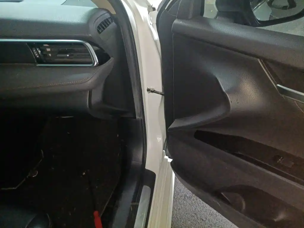Toyota Camry — миниатюра 19