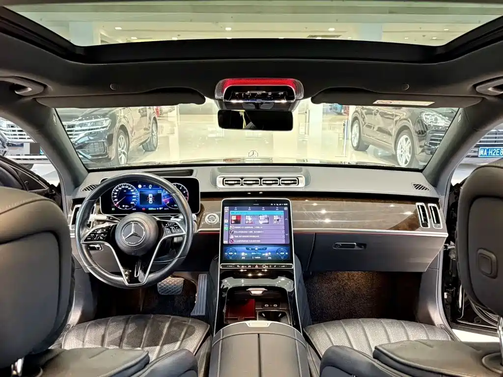 Mercedes-Benz S-Class — миниатюра 7