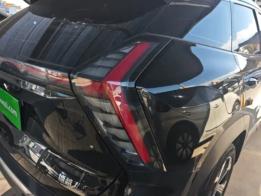 Geely Boyue L — миниатюра 8