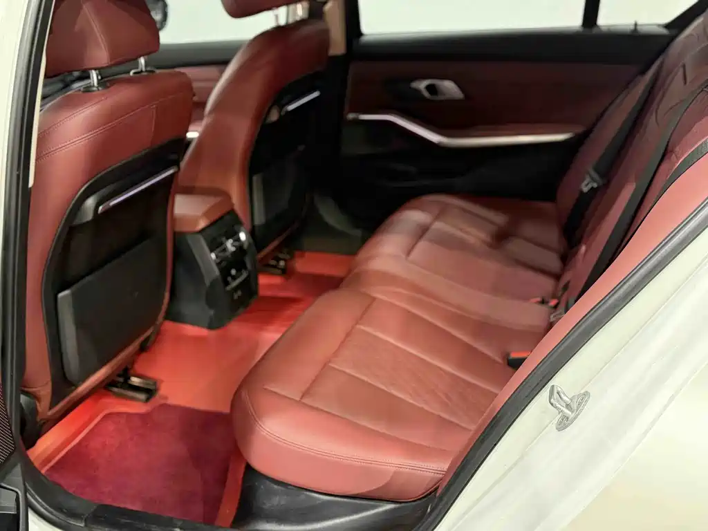 BMW 3 Series — миниатюра 5