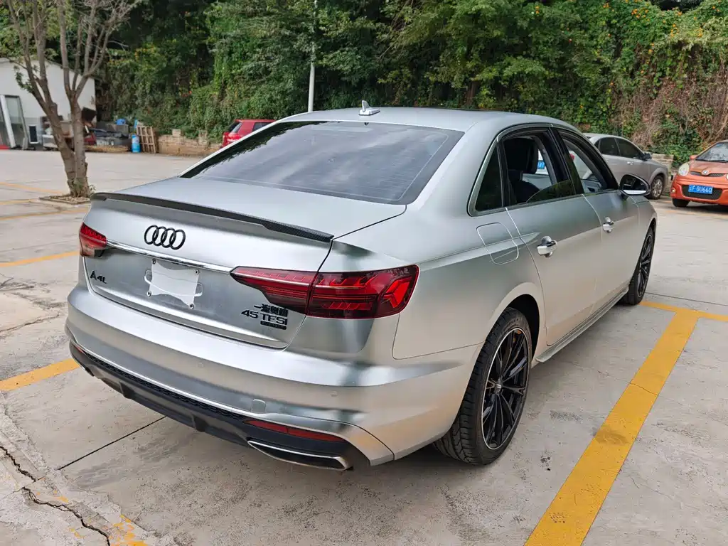 Audi A4L — миниатюра 5