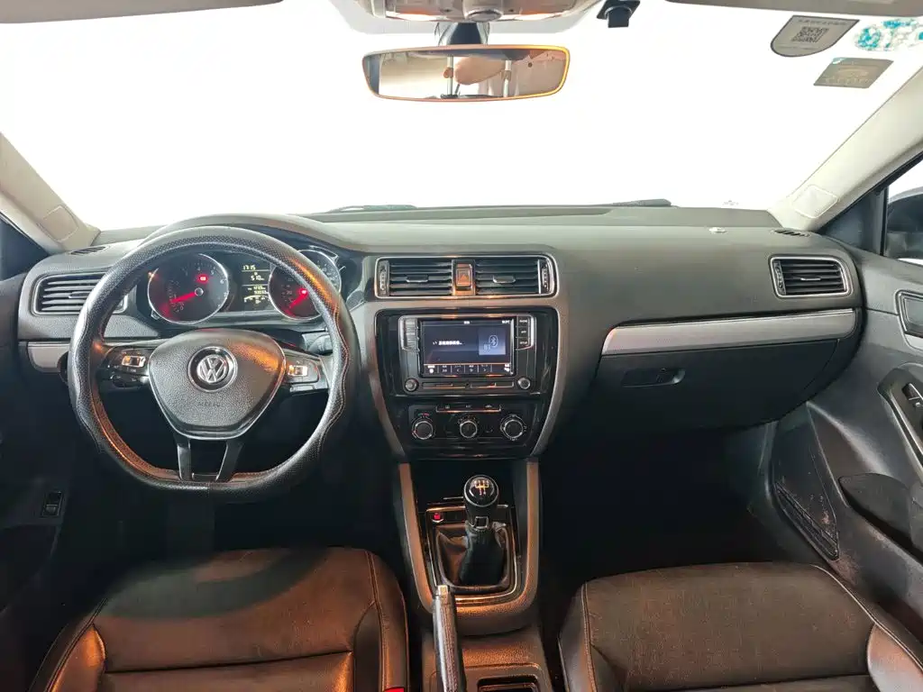 Volkswagen Sagitar — миниатюра 5