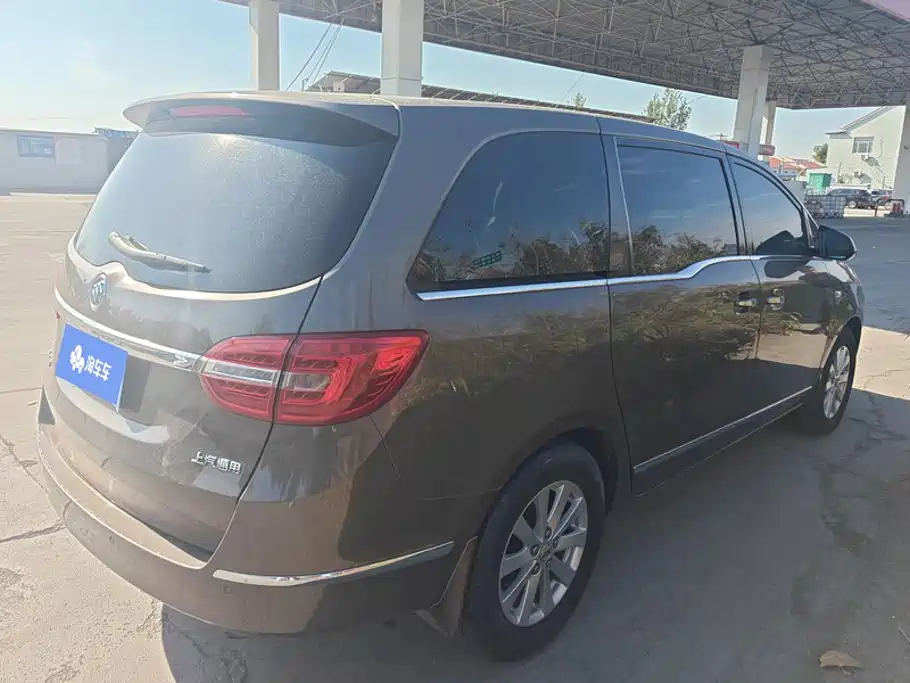 Buick GL8 — миниатюра 3