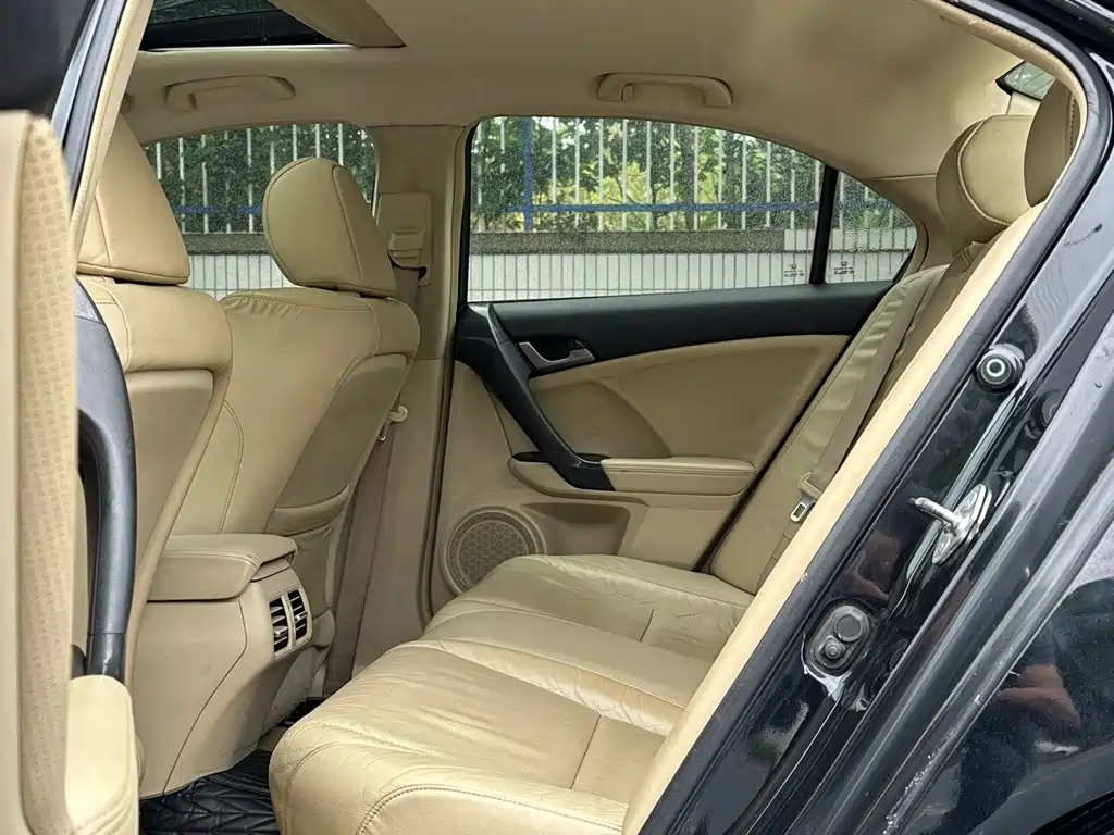 Honda Spirior — миниатюра 12
