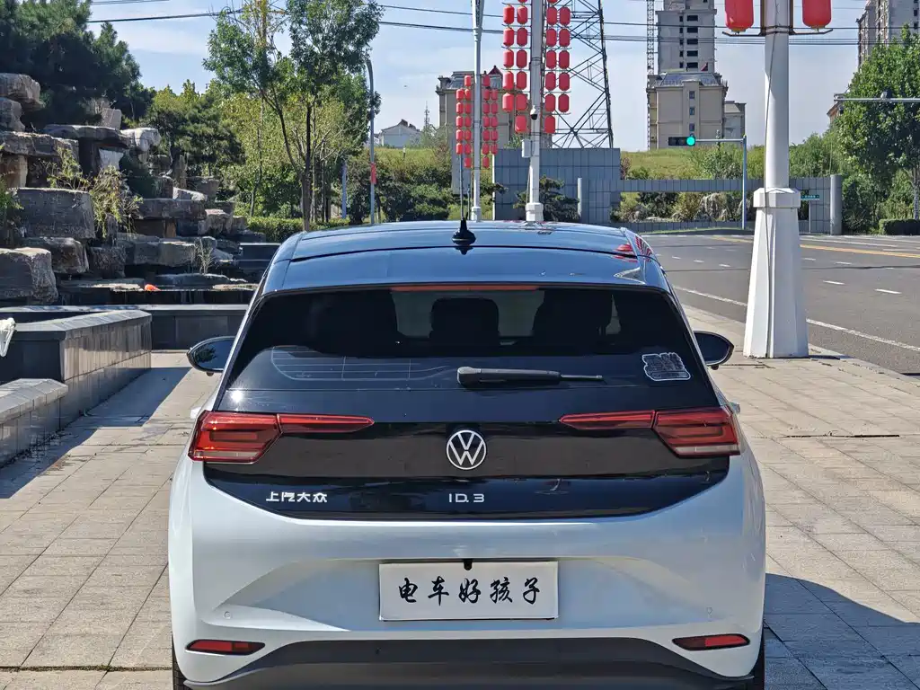 Volkswagen ID.3 — миниатюра 5