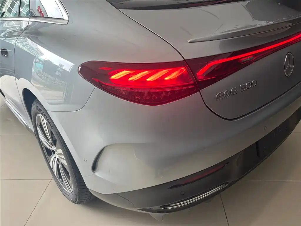 Mercedes-Benz EQE — миниатюра 15