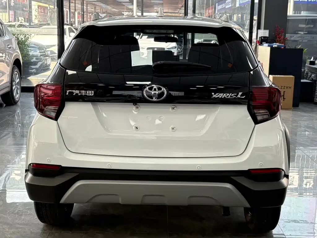 TOYOTA YARIS L ZHIXUAN