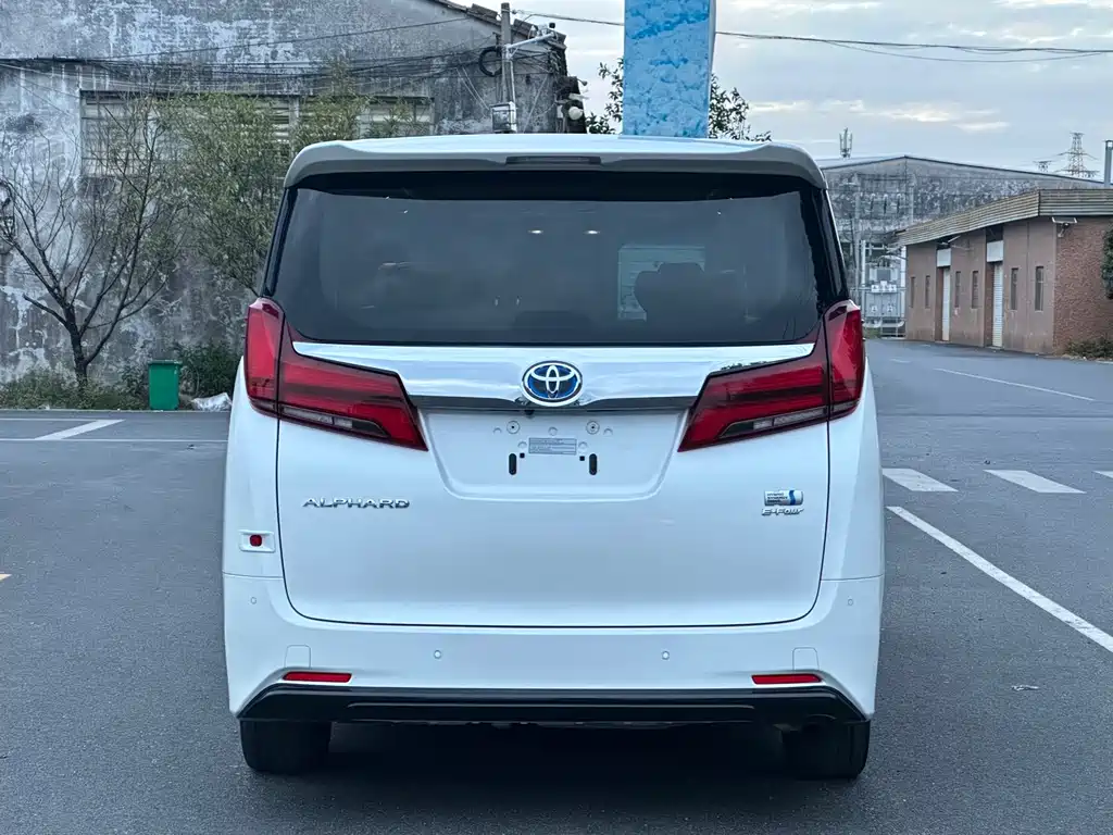 TOYOTA ELFA