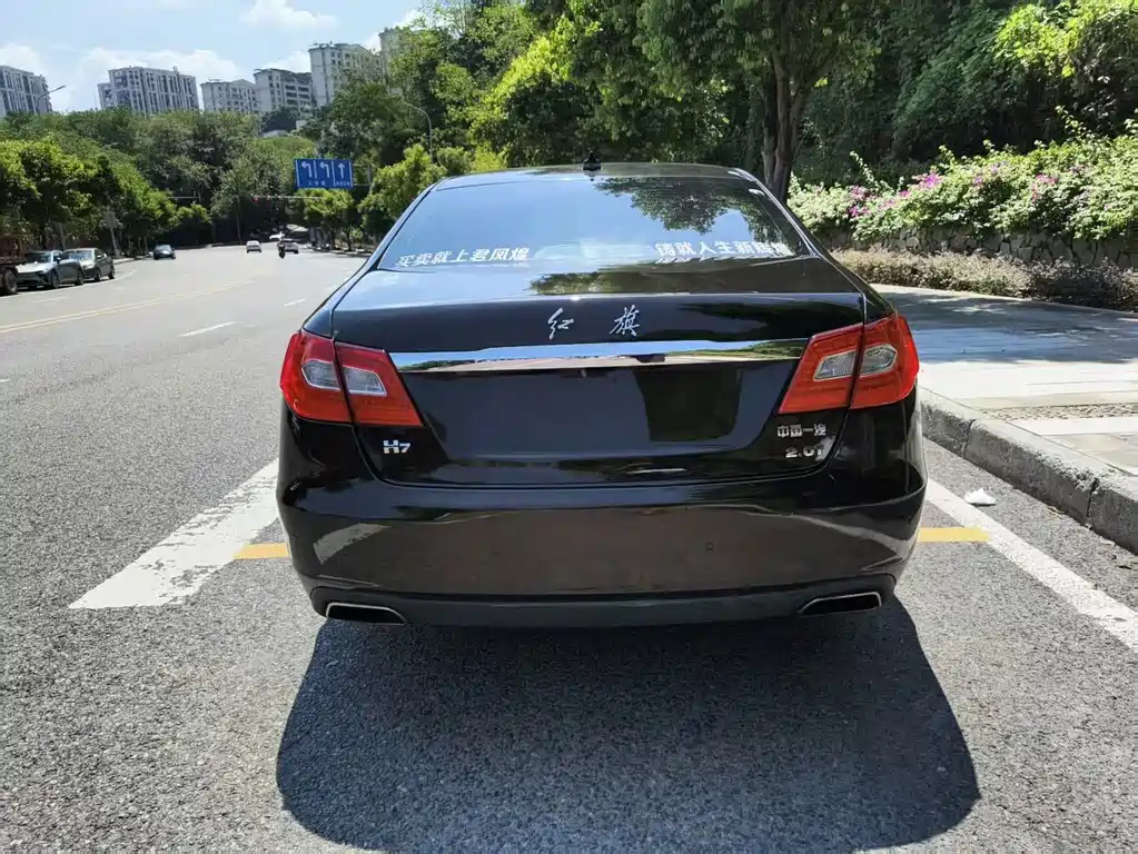 Hongqi Hongqi H7 — миниатюра 5