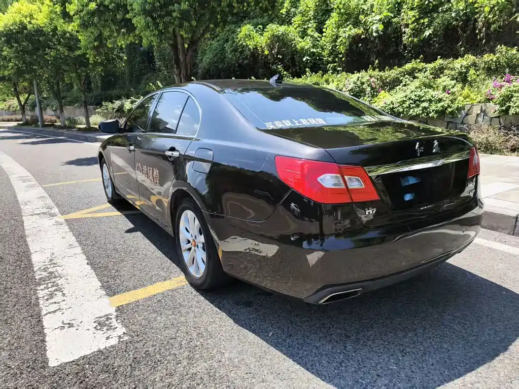 Hongqi Hongqi H7 — миниатюра 6