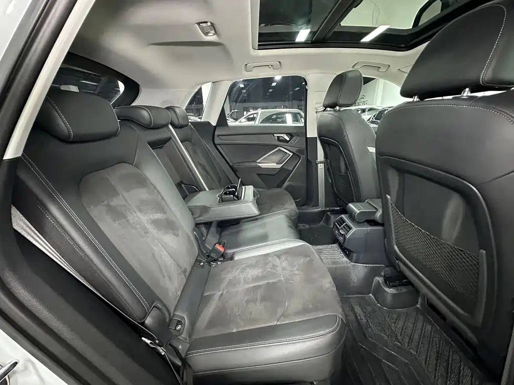 Audi Q3 — миниатюра 10