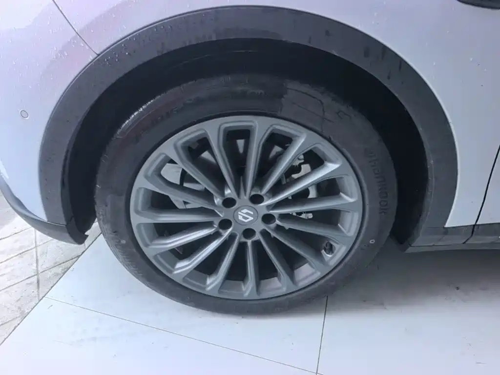 Leapmotor Leapmotor C11 — миниатюра 23