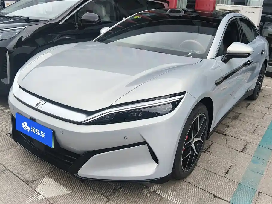 Byd 汉L 2025