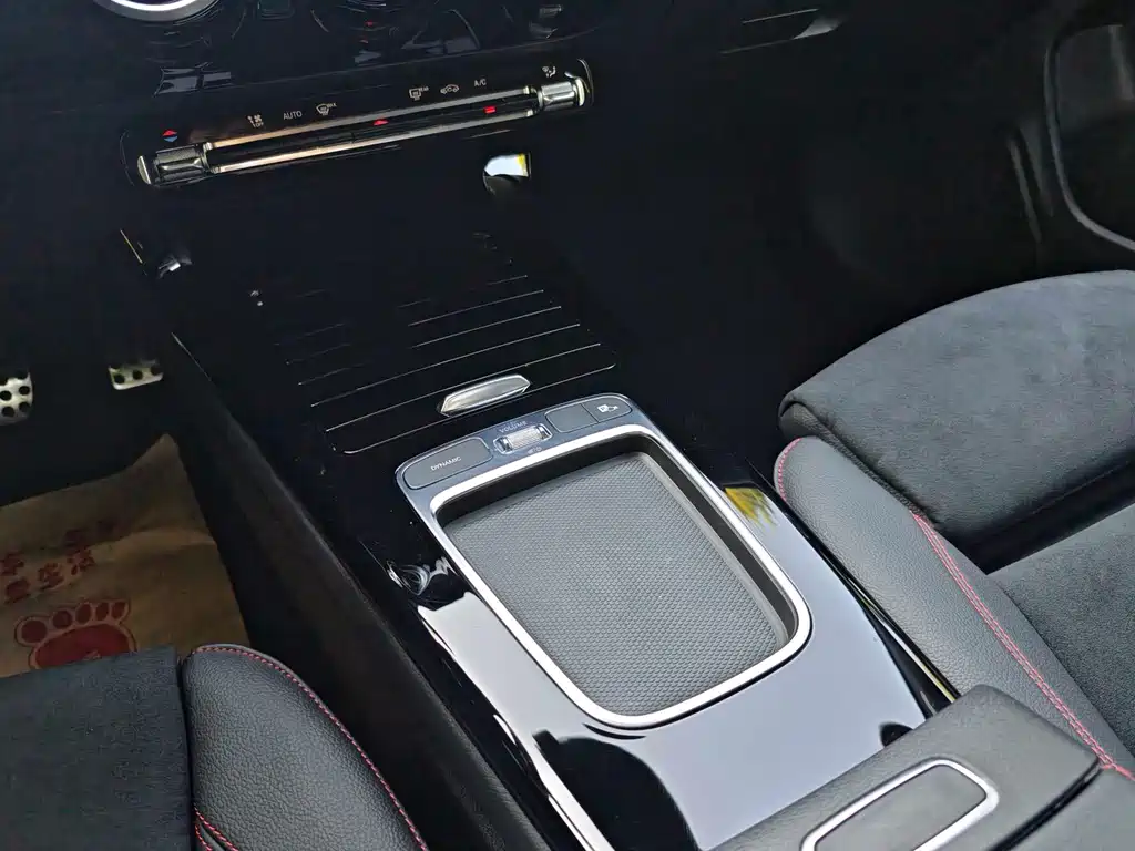 Mercedes-Benz CLA (Import) — миниатюра 18
