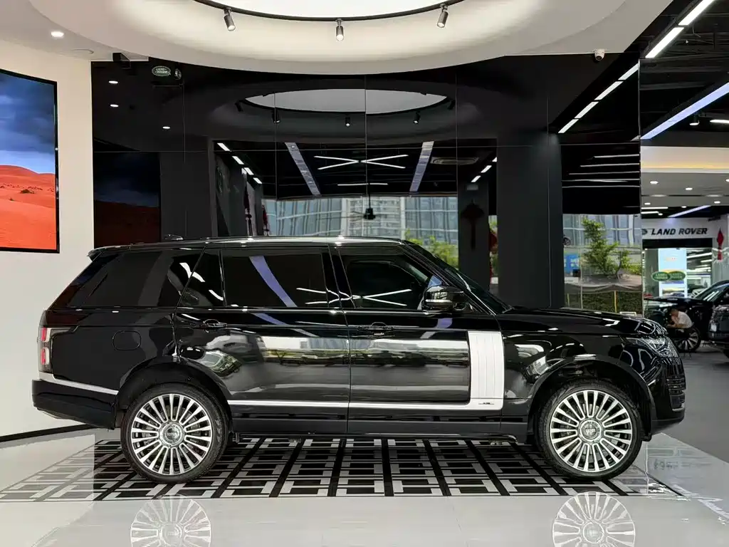 Land Rover Range Rover 2020 3.0 L6 Long Wheelbase