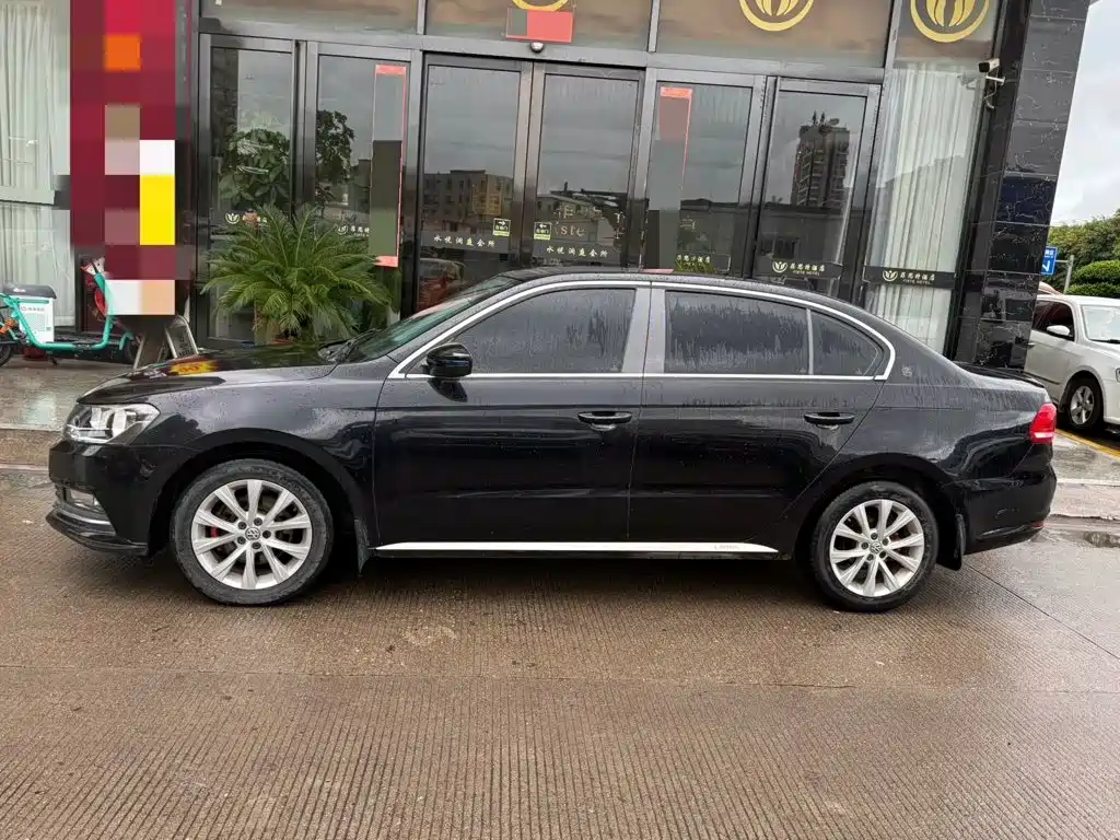 Volkswagen Lavida — миниатюра 4