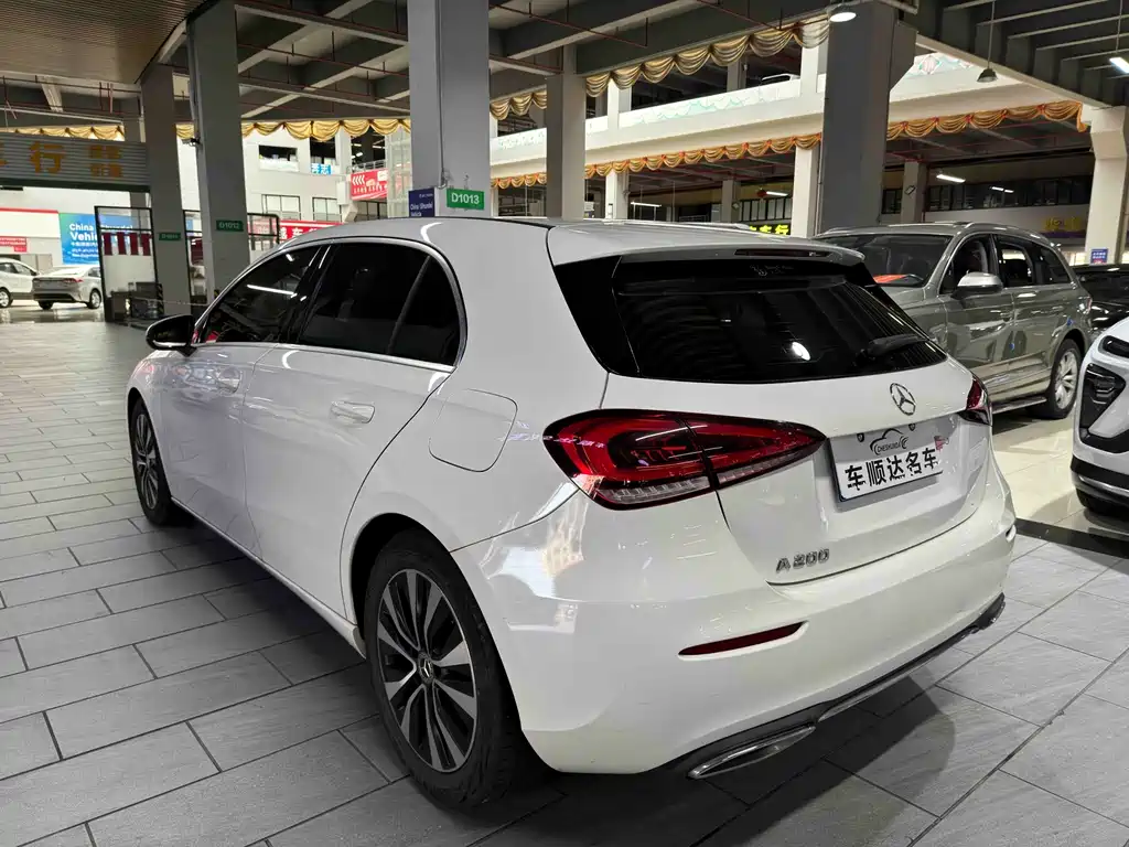Mercedes-Benz A-Class (Import) — миниатюра 6