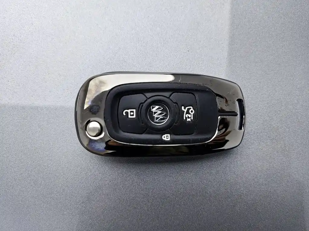 Buick Verano — миниатюра 19