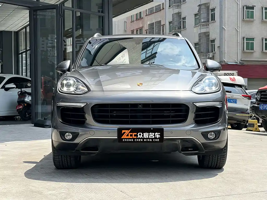 Porsche Cayenne — миниатюра 2