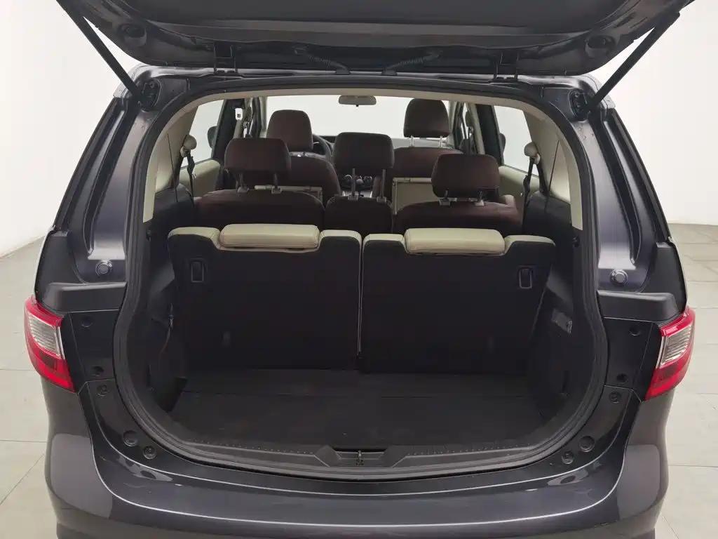 Mazda 5 — миниатюра 16