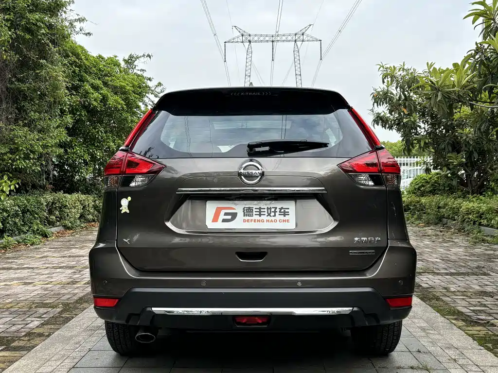 Nissan X-Trail — миниатюра 18