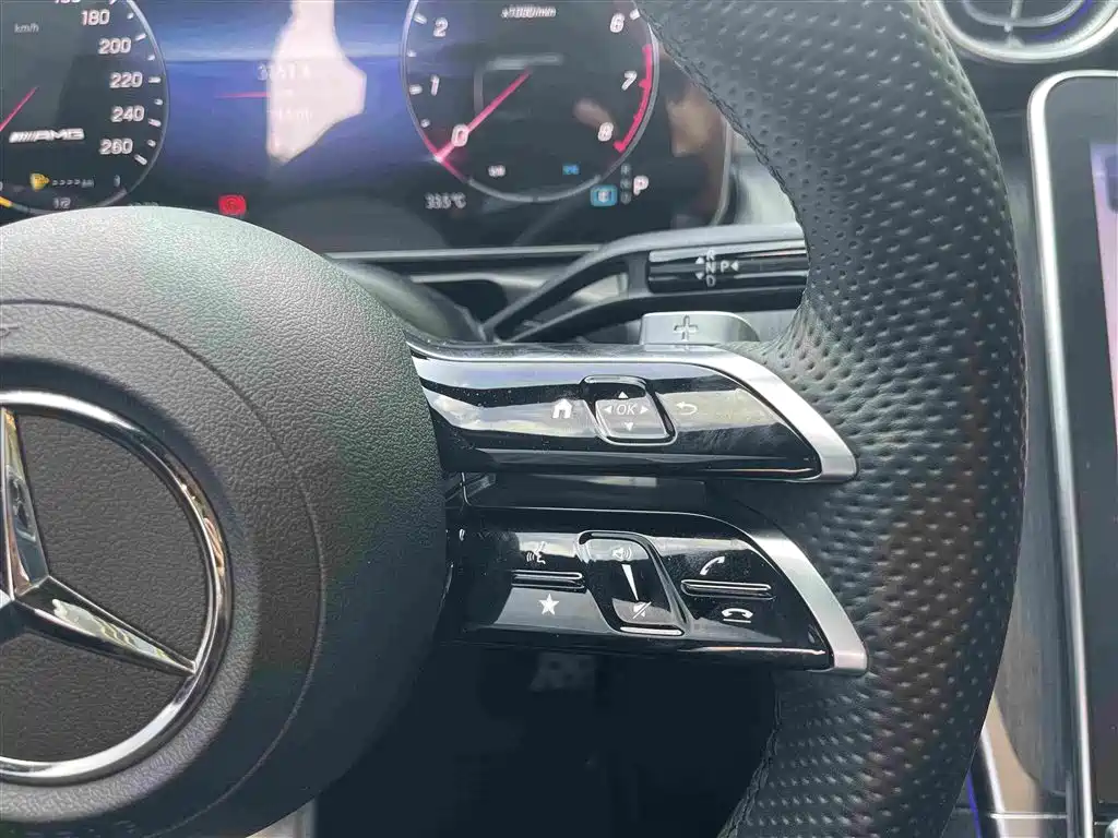 Mercedes-Benz C-Class — миниатюра 14