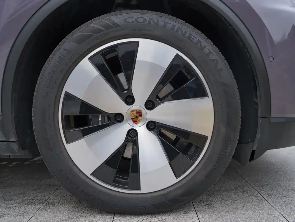 PORSCHE MACAN NEW ENERGY