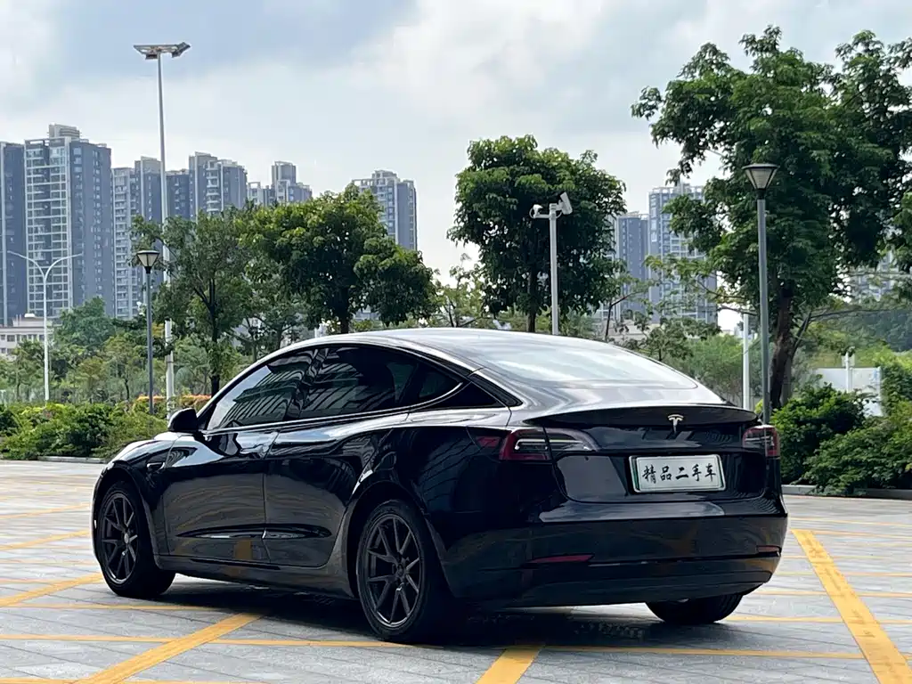 Tesla Model 3 — фотографии объявления, Фото 5