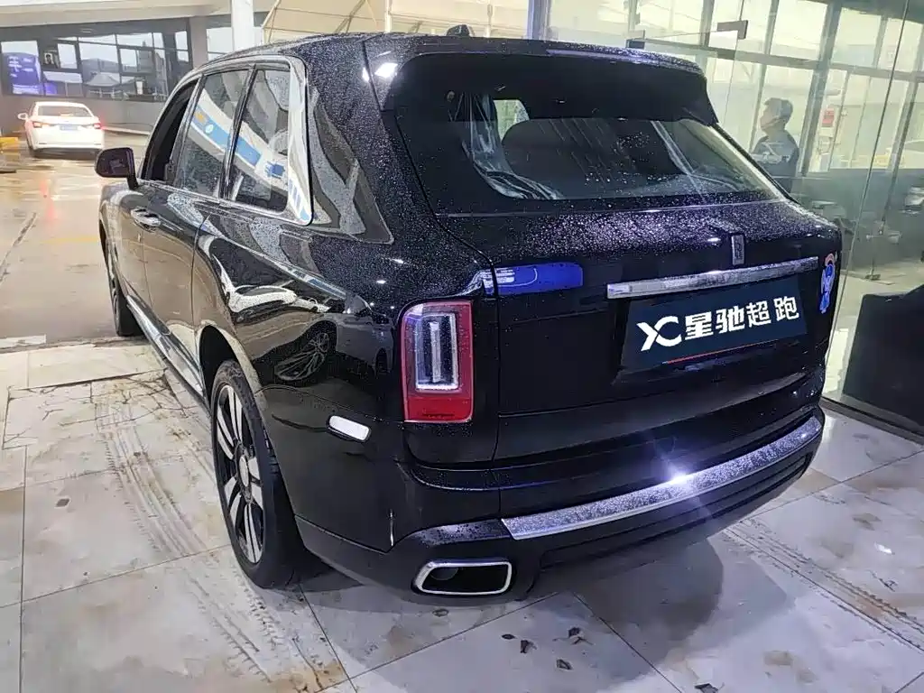 ROLLS-ROYCE CULLINAN