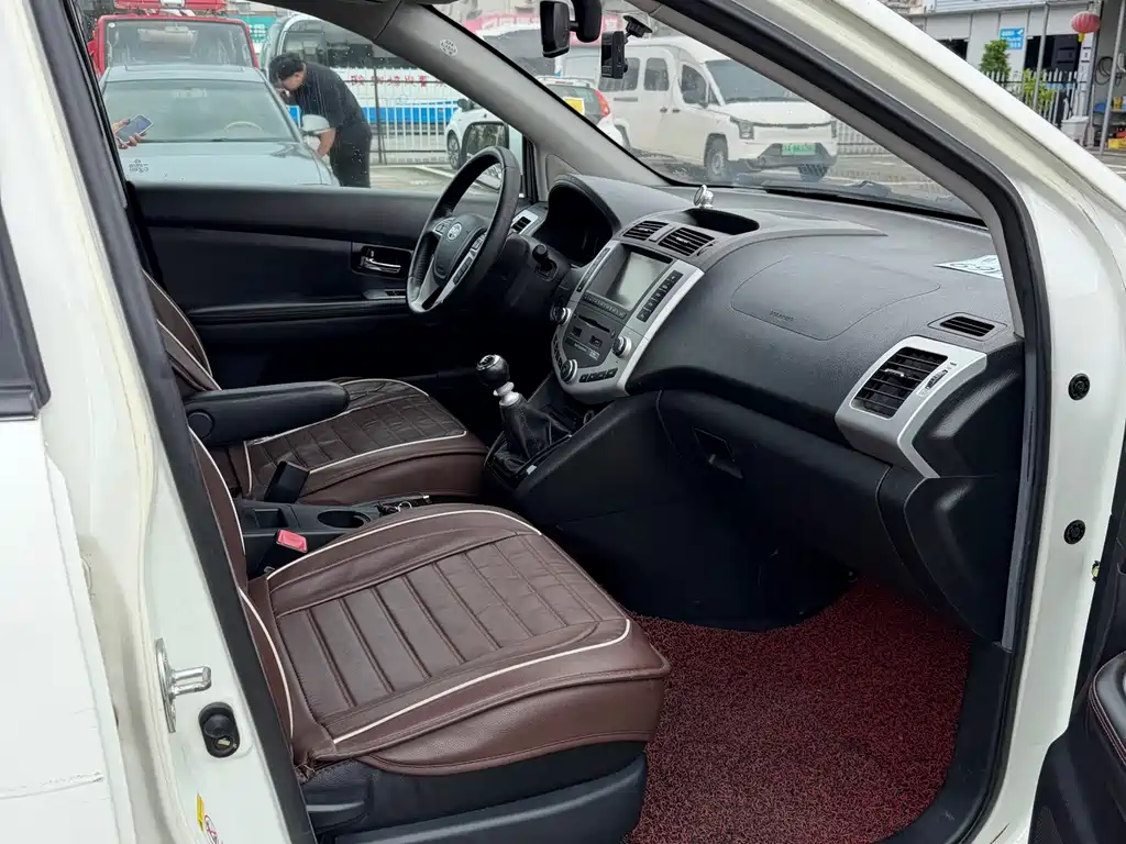 BYD S6 — миниатюра 8