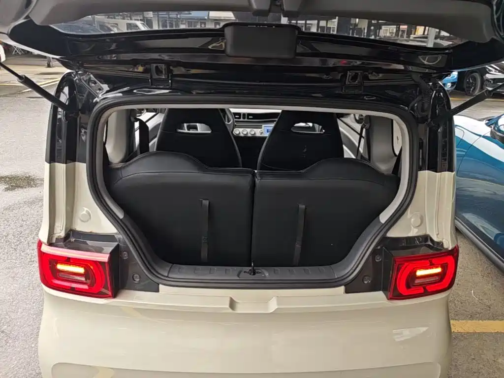 Wuling MINIEV — миниатюра 19