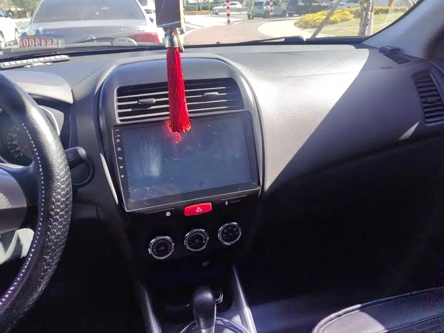 Mitsubishi ASX — миниатюра 13
