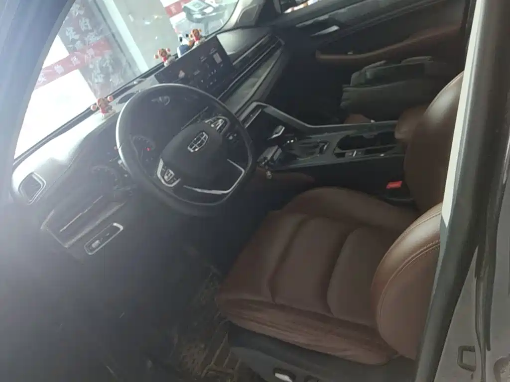 Geely Vision X6 — миниатюра 15