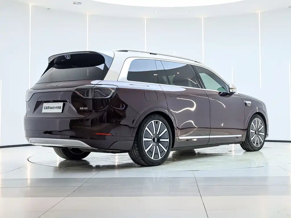 AITO ASK THE WORLD M9