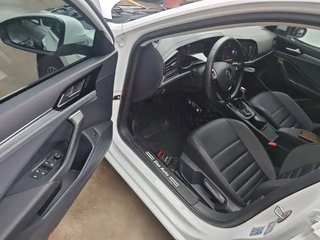 Volkswagen Sagitar — миниатюра 16