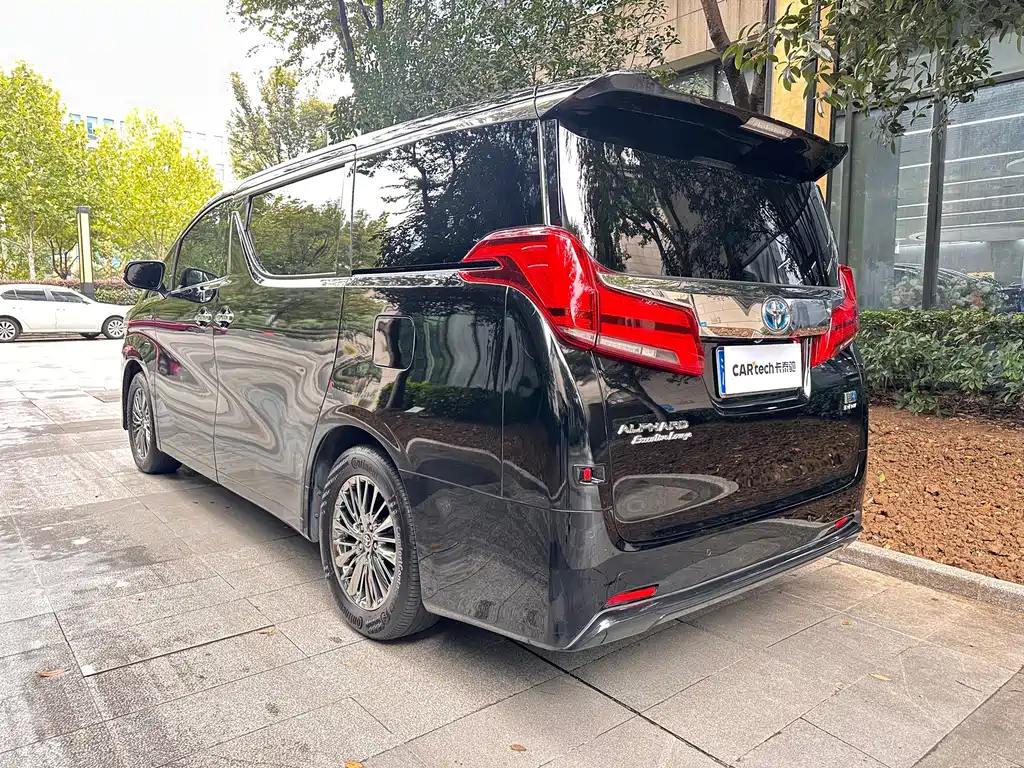 Toyota Alphard 2021 — фото 5