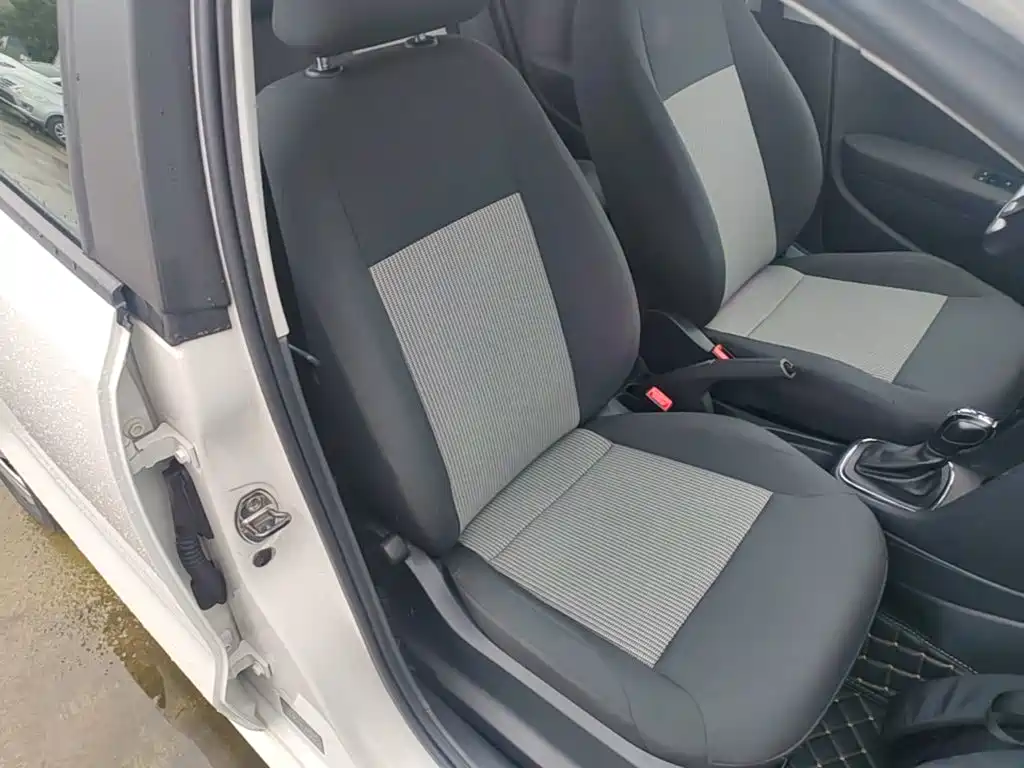 Volkswagen Polo — миниатюра 25