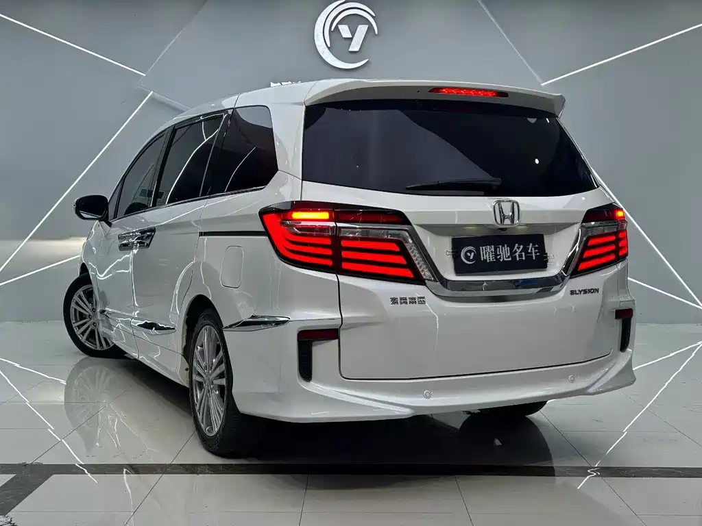 Honda Elysion — миниатюра 4