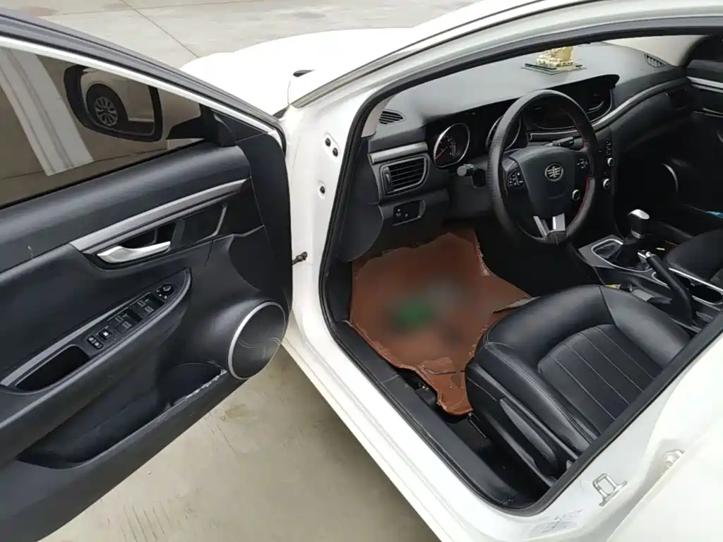 Bestune B50 — миниатюра 16