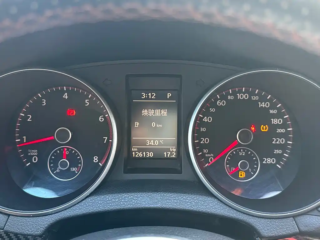 Volkswagen Golf GTI — миниатюра 12