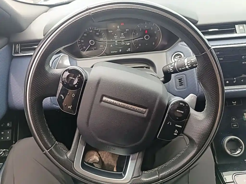 Land Rover Velar — миниатюра 11